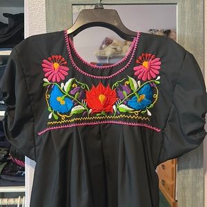 Tradicional Mexican Floral Shirt